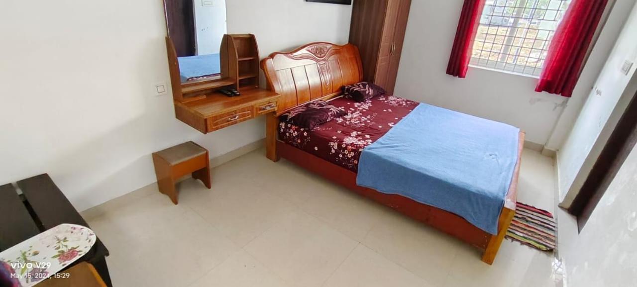Sree Laxmi Mahal Hotel Тутикорин Екстериор снимка